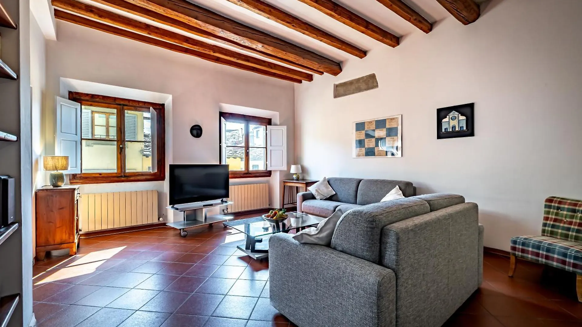 Yd Stylish City Living With Room To Breathe 佛罗伦萨